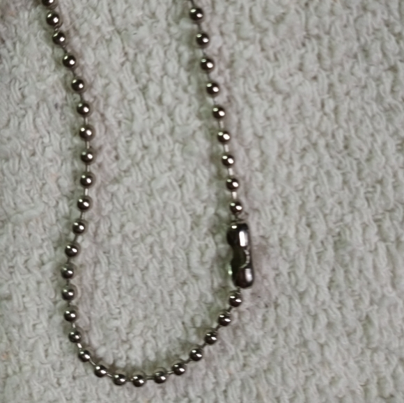 Large clear faceted plastic ball on ball chain silvertone - Picture 5 of 5